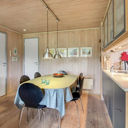 Thurgot - 720m To The Fjord By Interhome Feriehus *